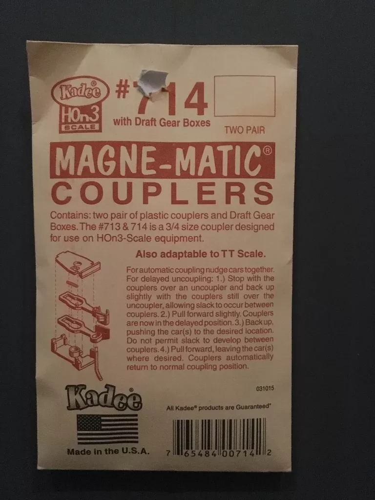 # 714 KD HOn3 Scale 3/4 size Couplers with draft gear boxes in rust color two pair HO KADEE